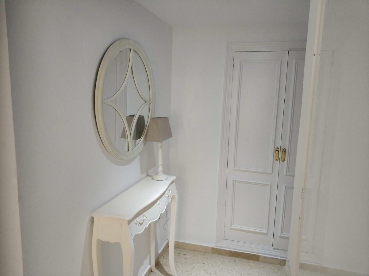 Guesting Comodoro Apartman Cádiz Kültér fotó